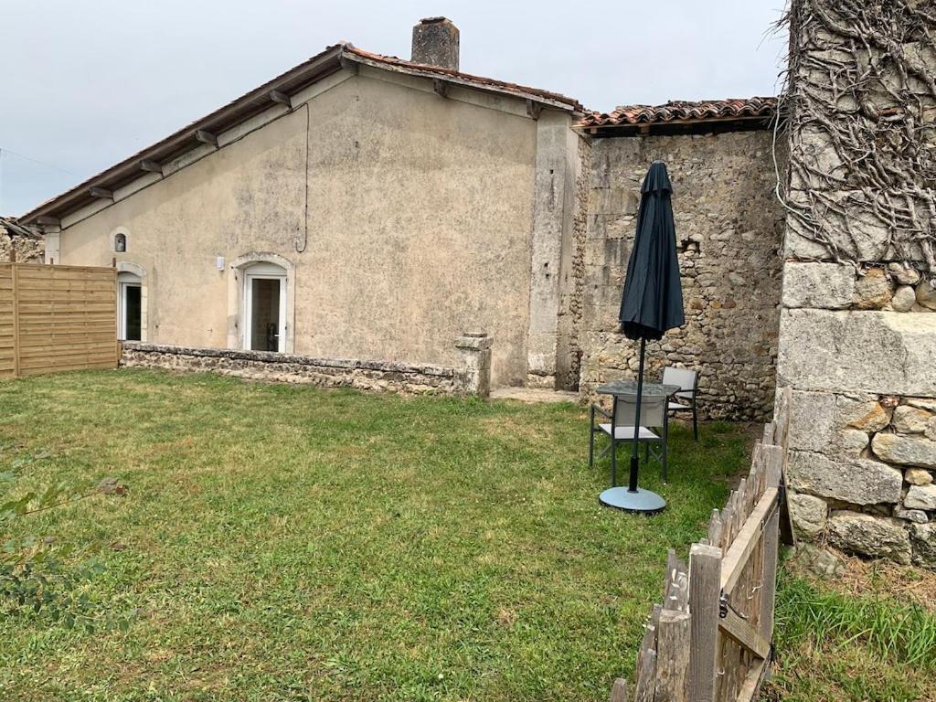 Superbe Appartement Calme Chenaud Exteriör bild